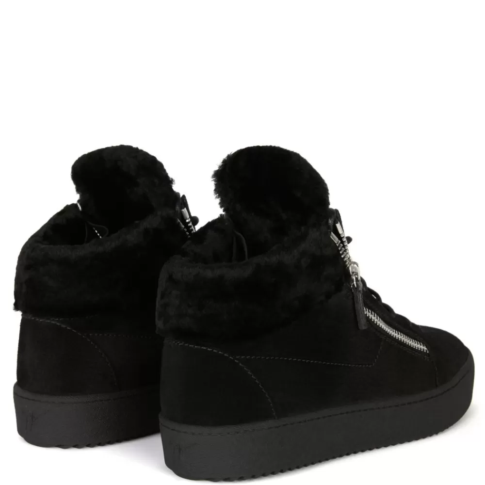 Hombre Giuseppe Zanotti Kriss